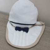 Set Cappellino+Bavetta "Isabel & Martinez"