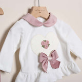 Einteiliger Playsuit „Le Chicche“. 