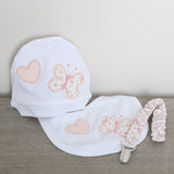 Set Cappellino+Bavetta+Portaciuccio "Isabel & Martinez"