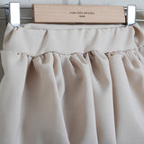 Zweifarbiges Kirschkleid 