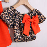 Animalier-Anzug mit Shorts 