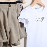 Geblümter Anzug mit Shorts