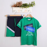 Anzug mit „Kappa“-Shorts