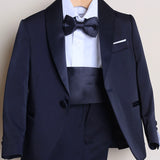 Zweifarbiges Kirschkleid 