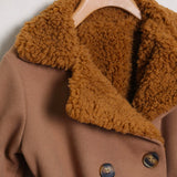 Geblümter Anzug mit Shorts