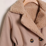 Geblümter Anzug mit Shorts