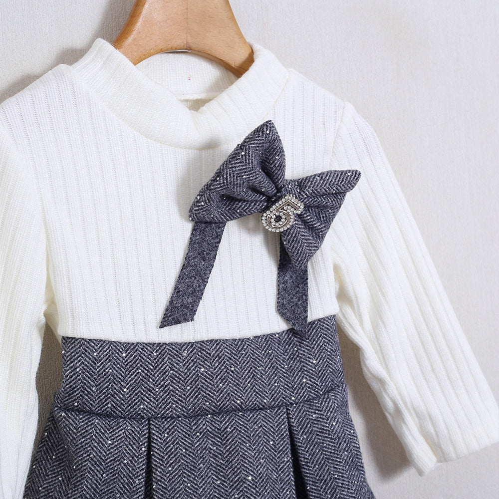 Vestito Con Applicazione Fiocco