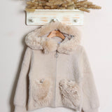 Geblümter Anzug mit Shorts