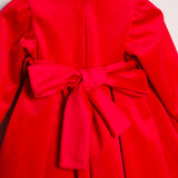 Zweifarbiges Kirschkleid 