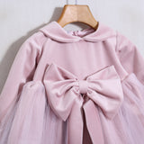 Zweifarbiges Kirschkleid 