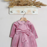 Zweifarbiges Kirschkleid 