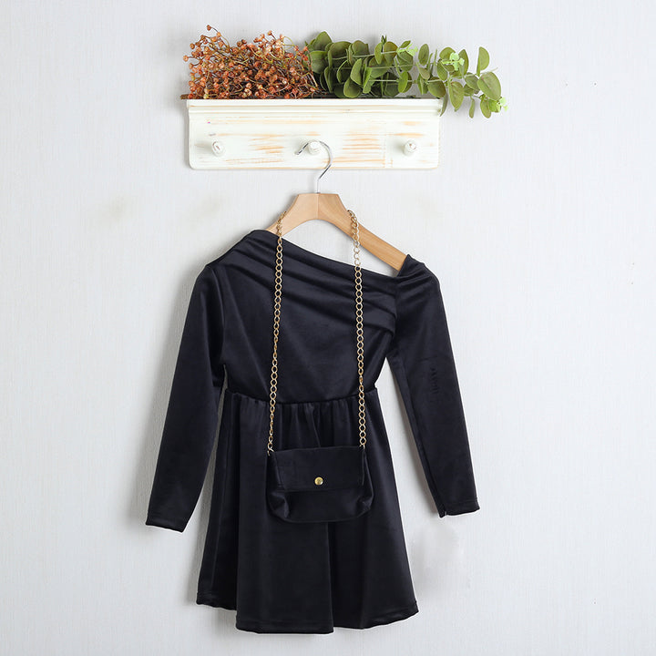 Vestito Monospalla Effetto Velluto (Borsetta Inclusa)