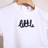 Kurzes T-Shirt mit Aufdruck 