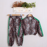 Animalier-Anzug mit Hose 