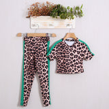 Animalischeres Outfit mit Leggings