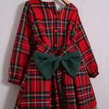 Schottisches Kleid mit Schleife am Rücken