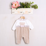 Einteiliger Playsuit „Le Chicche“. 