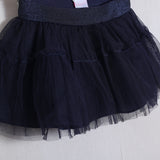 Zweifarbiges Kirschkleid 