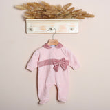 Einteiliger Playsuit „Le Chicche“. 