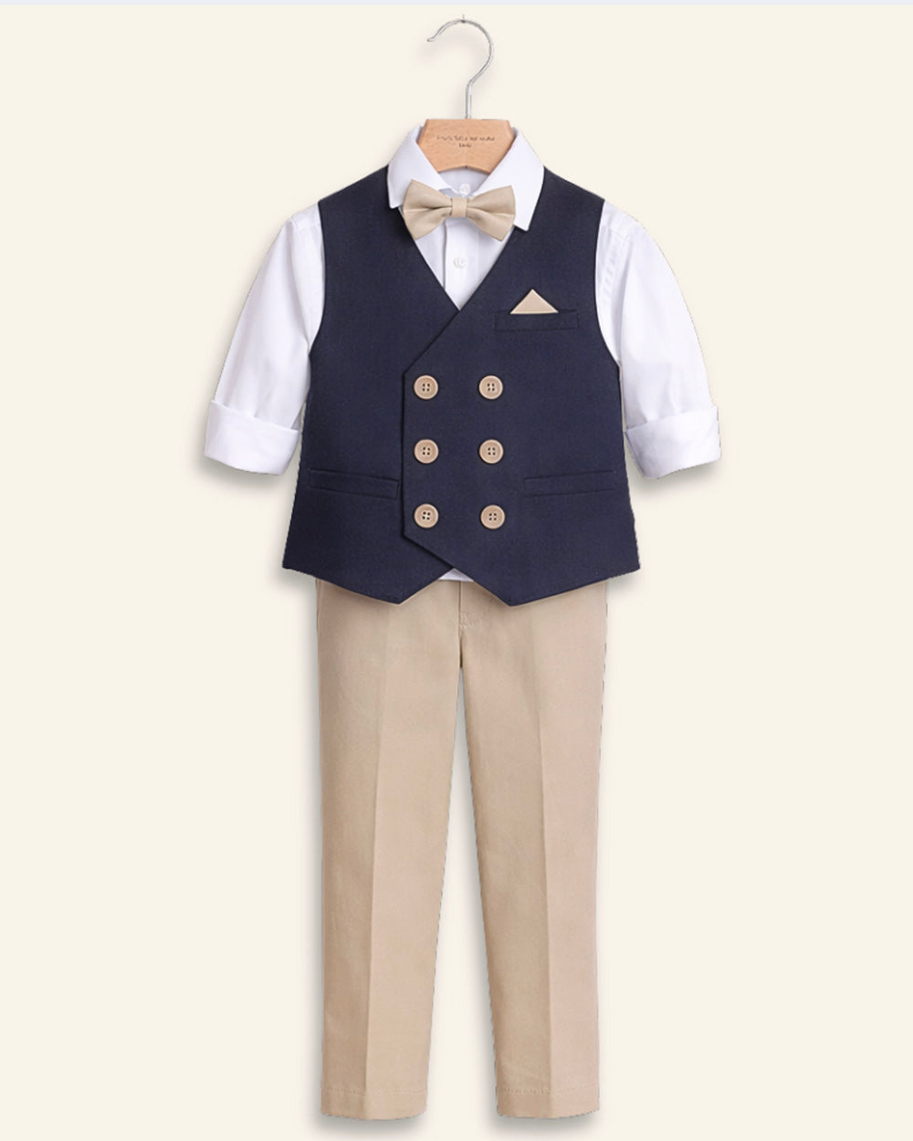 Completo Elegante Con Gilet+Pantalone+Camicia+Papillon