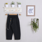 Pantalone Regular Fit (Accessorio Incluso)