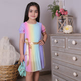 Mehrfarbiges Kleid
