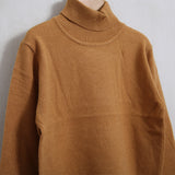 Pullover mit hohem Kragen