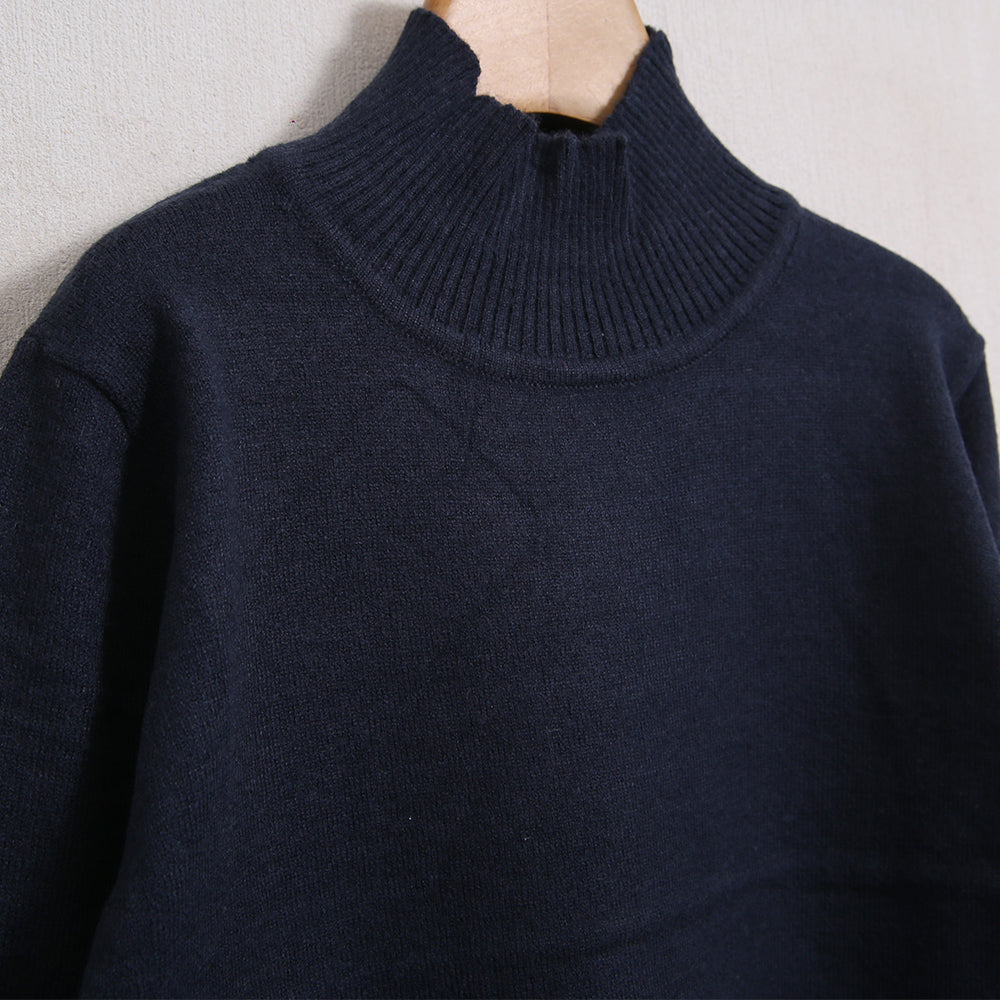 Pullover mit halbem Ausschnitt