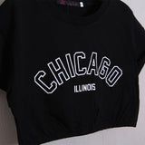 Kurzes T-Shirt mit Frontprint
