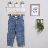 Normale Jeans mit Mikromuster
